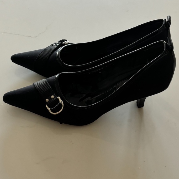 Vintage Roberto Vianni Heels with Buckle Strap – Size 38 | Made in Brazil - Picture 4 of 7